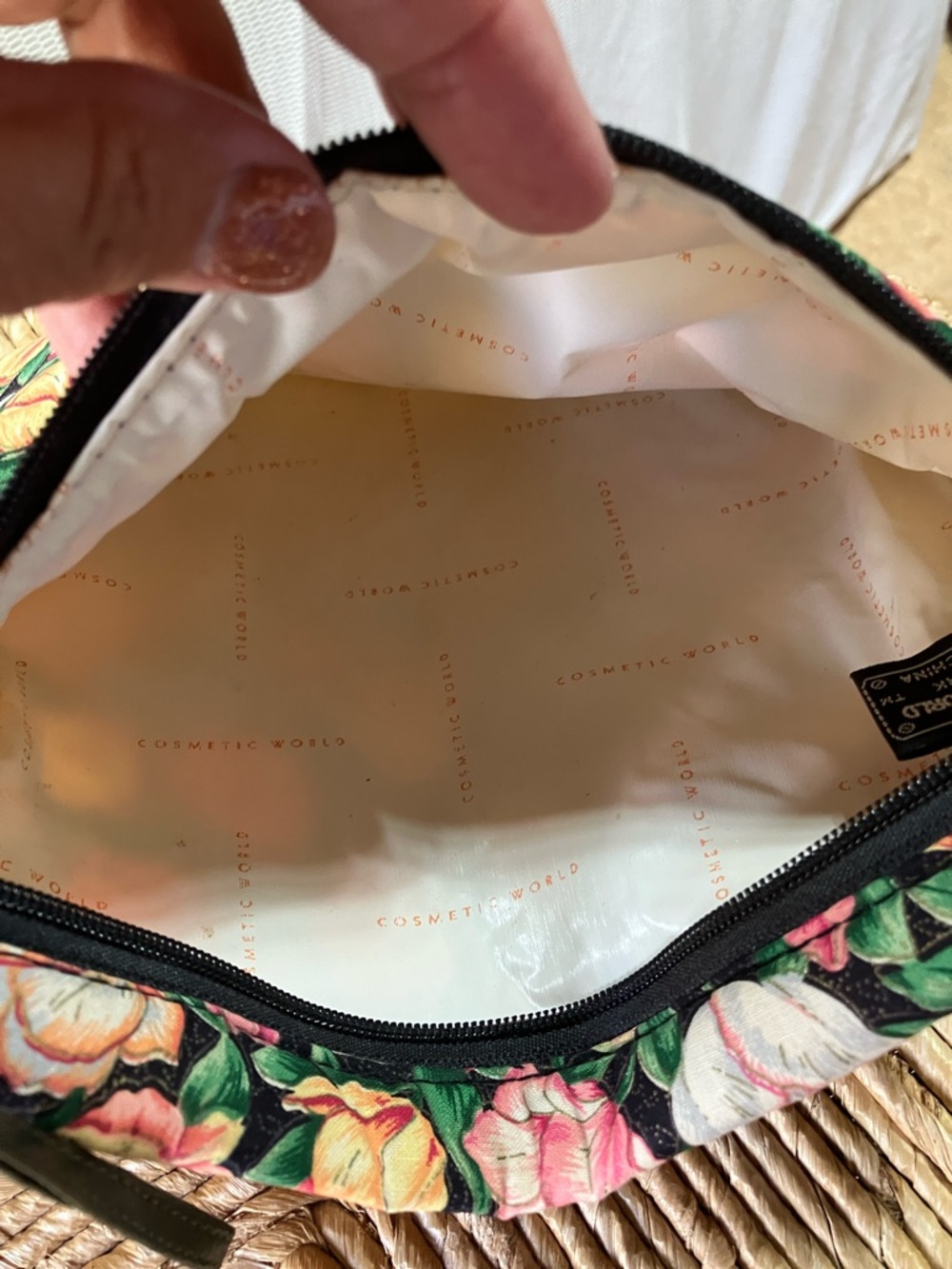 Floral Tulip Zip Cosmetic Pouch - Pink, Yellow & Green - Picture 4 of 6